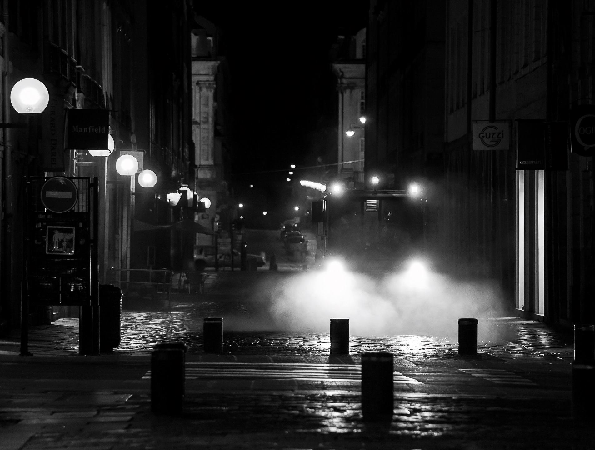 ©Pierre Petron - Photographie de Rennes la nuit.